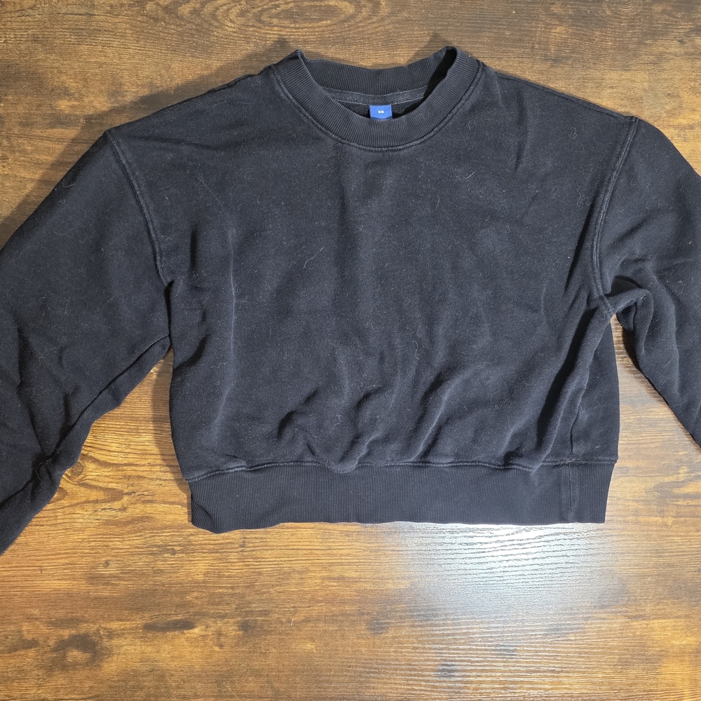 Old Navy Black Crewneck